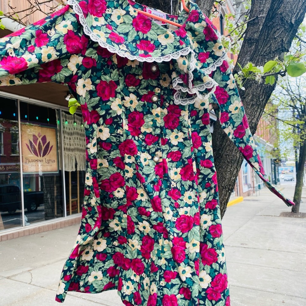 Vintage girls romper